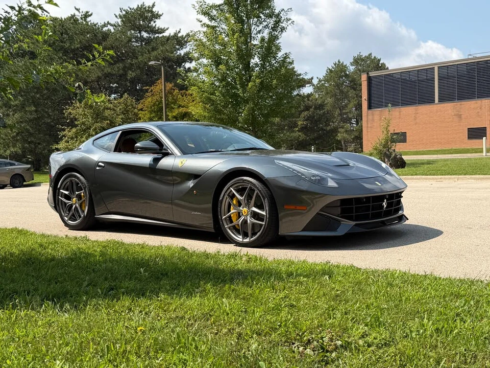 2015 Ferrari F12berlinetta - Image 11 of 26