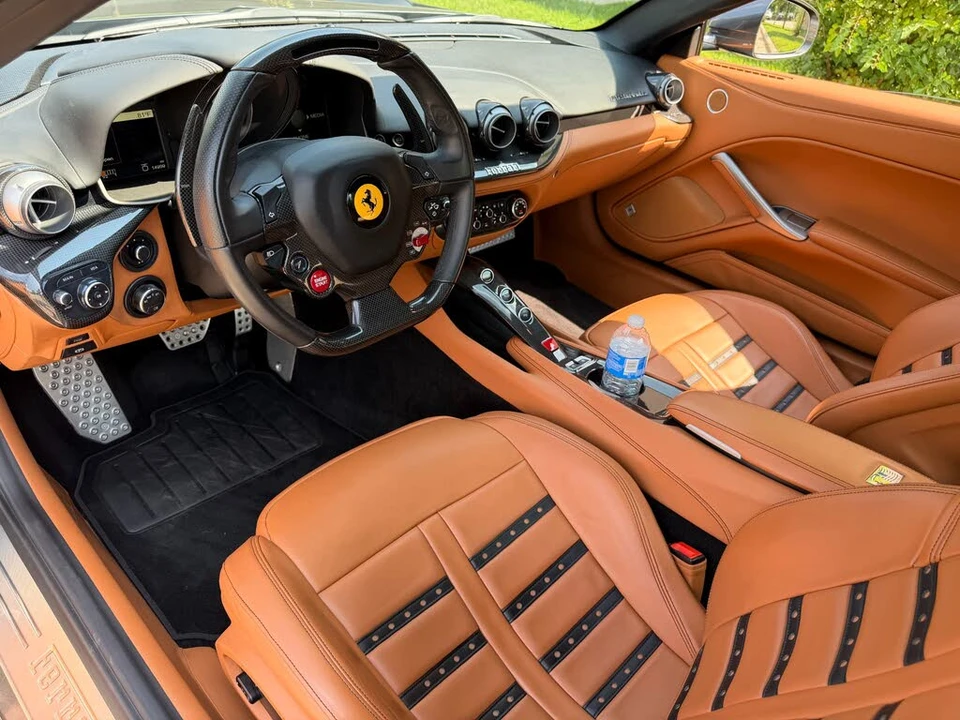 2015 Ferrari F12berlinetta - Image 15 of 26