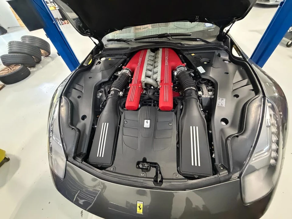 2015 Ferrari F12berlinetta - Image 22 of 26
