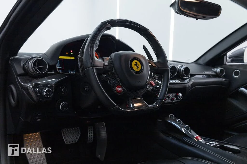 2015 Ferrari F12berlinetta - Image 4 of 4