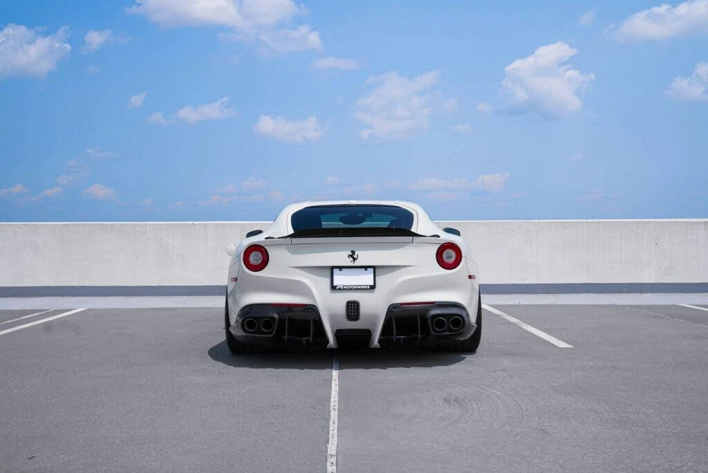 2015 Ferrari F12berlinetta - Image 8 of 31