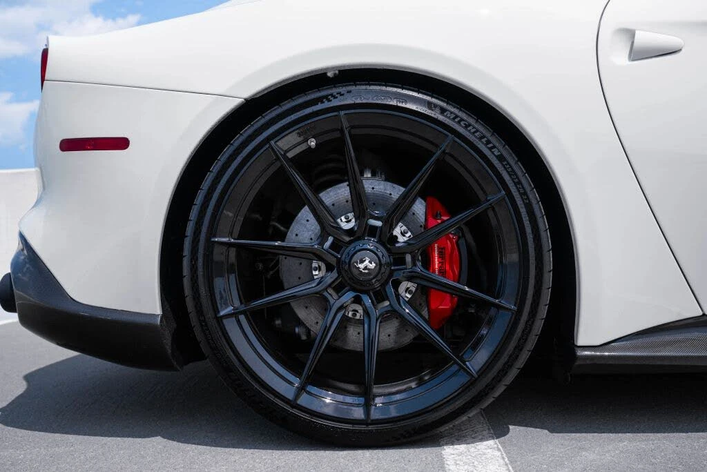 2015 Ferrari F12berlinetta - Image 10 of 31