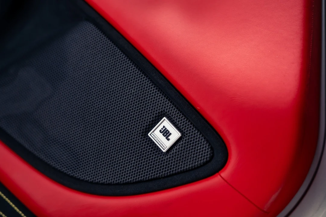 2015 Ferrari F12berlinetta - Image 25 of 31