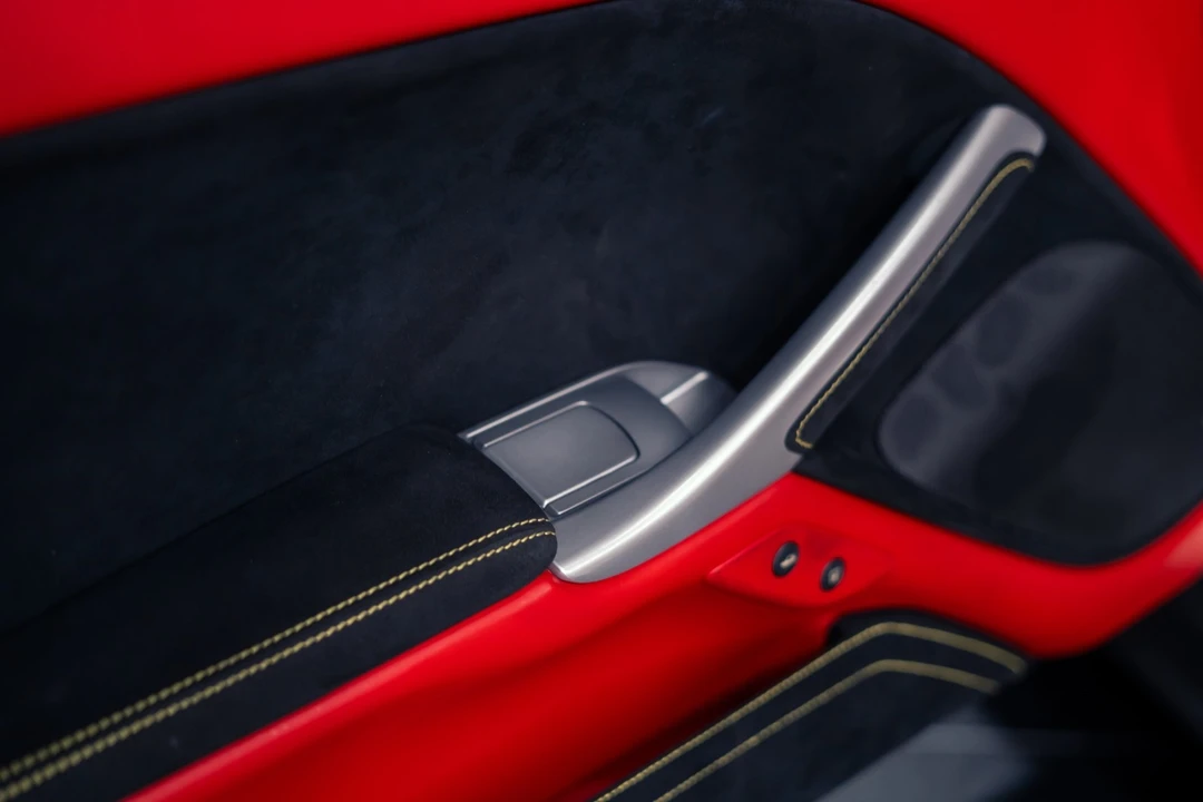 2015 Ferrari F12berlinetta - Image 27 of 31
