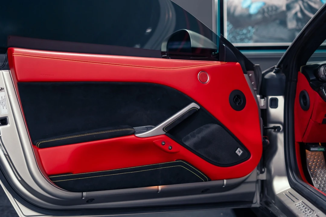 2015 Ferrari F12berlinetta - Image 29 of 31