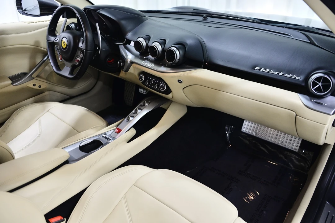 2015 Ferrari F12berlinetta - Image 14 of 21