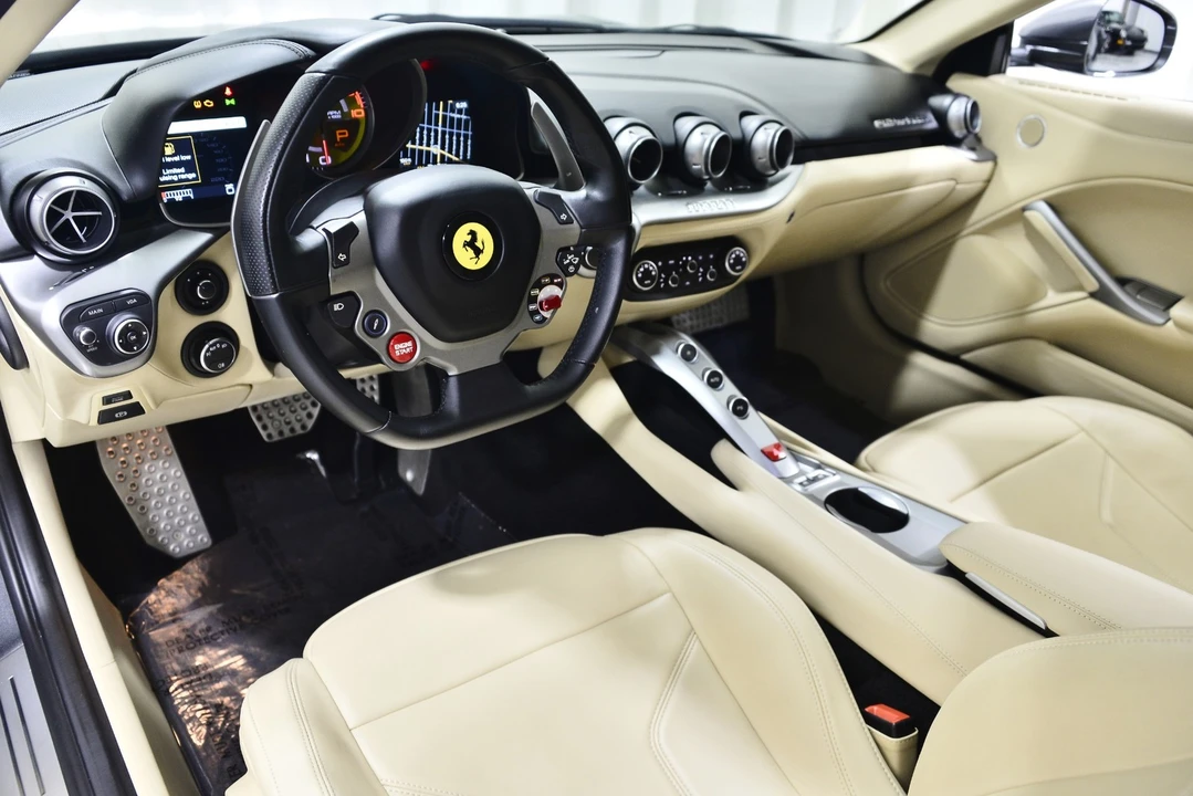 2015 Ferrari F12berlinetta - Image 13 of 21