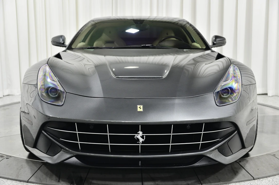 2015 Ferrari F12berlinetta - Image 4 of 21
