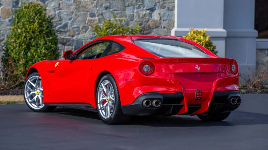 2015 Ferrari F12berlinetta - Image 3 of 18