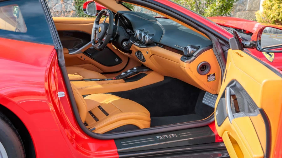 2015 Ferrari F12berlinetta - Image 5 of 18