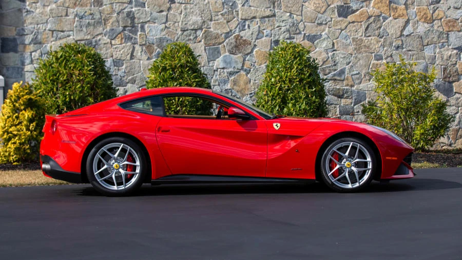 2015 Ferrari F12berlinetta - Image 8 of 18