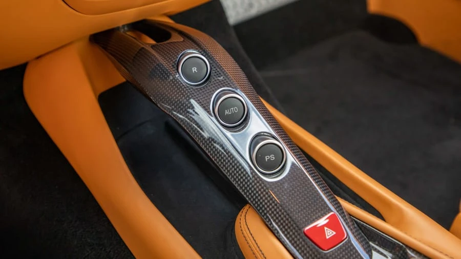 2015 Ferrari F12berlinetta - Image 11 of 18