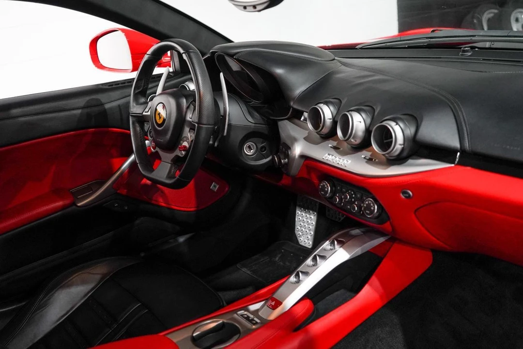 2015 Ferrari F12berlinetta - Image 13 of 21