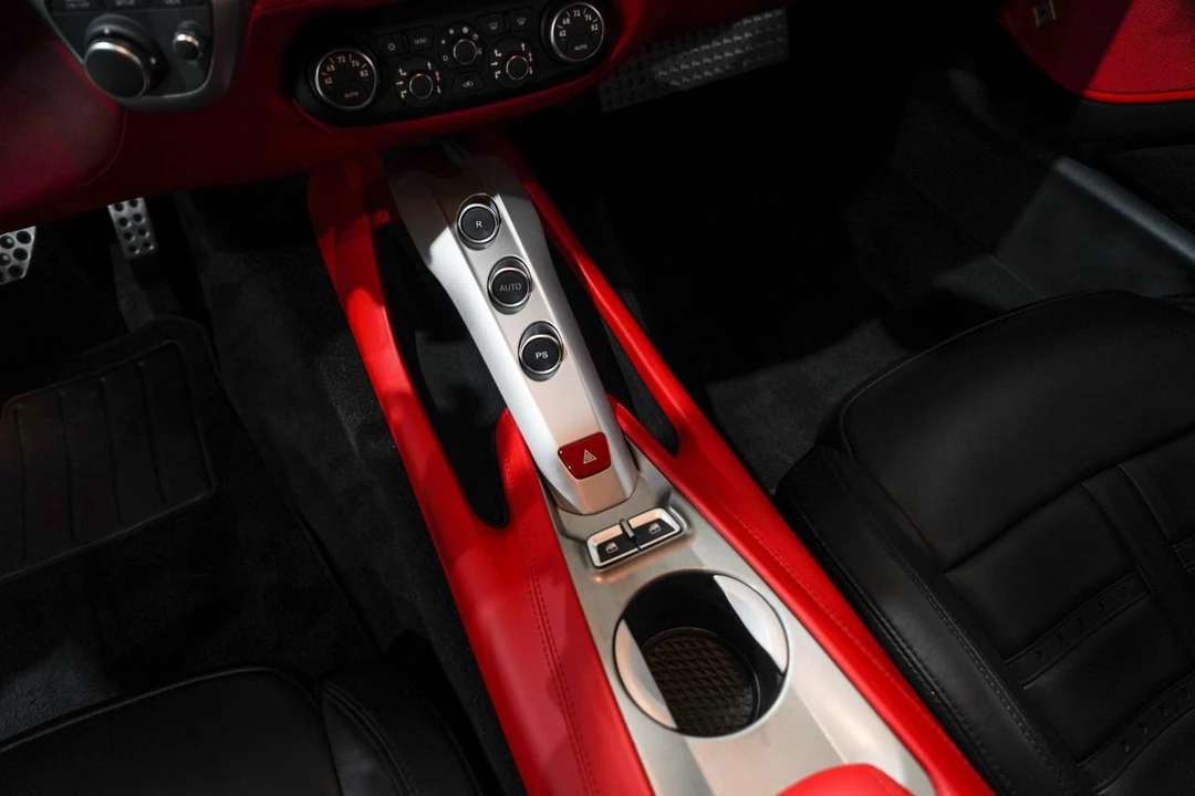 2015 Ferrari F12berlinetta - Image 11 of 21