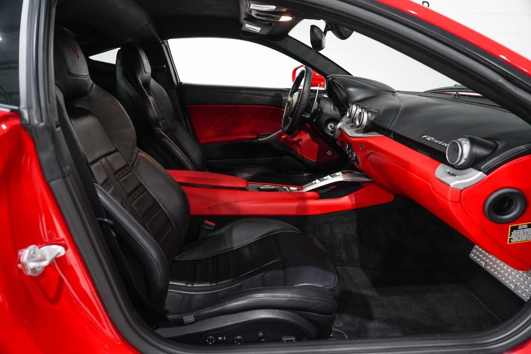 2015 Ferrari F12berlinetta - Image 15 of 21