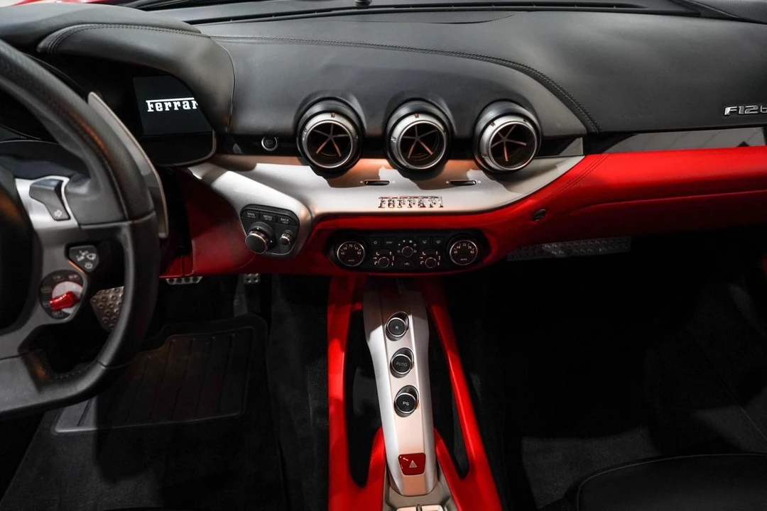 2015 Ferrari F12berlinetta - Image 10 of 21