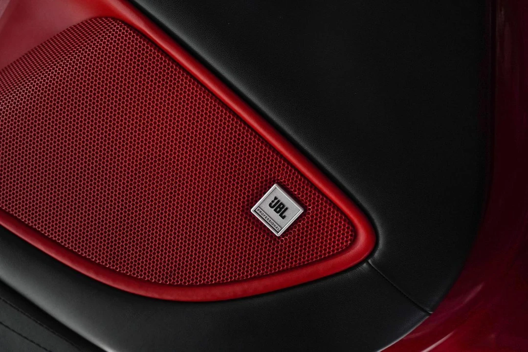 2015 Ferrari F12berlinetta - Image 17 of 21