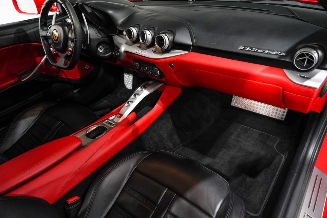 2015 Ferrari F12berlinetta - Image 14 of 21
