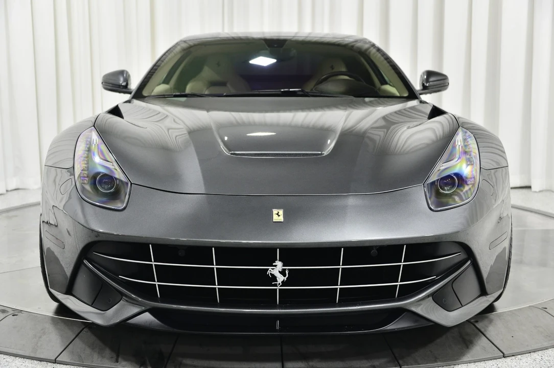 2015 Ferrari F12berlinetta - Image 4 of 21