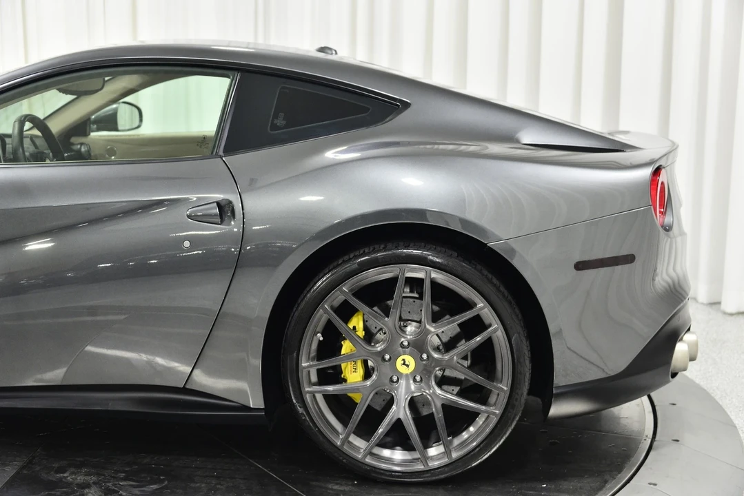 2015 Ferrari F12berlinetta - Image 11 of 21