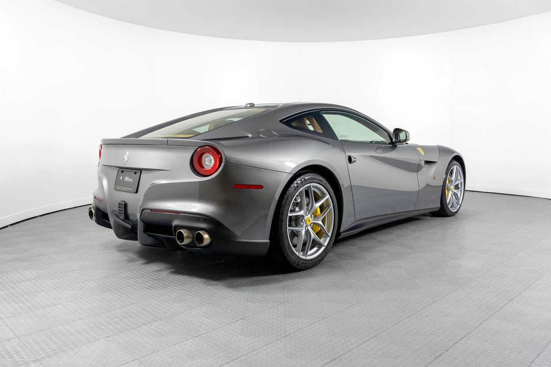 2015 Ferrari F12berlinetta - Image 17 of 21