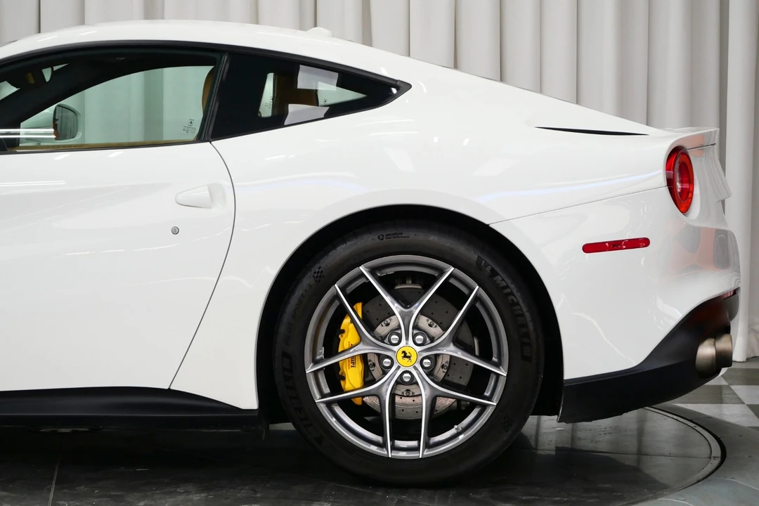 2015 Ferrari F12berlinetta - Image 8 of 21