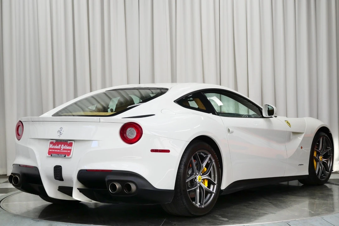 2015 Ferrari F12berlinetta - Image 11 of 21