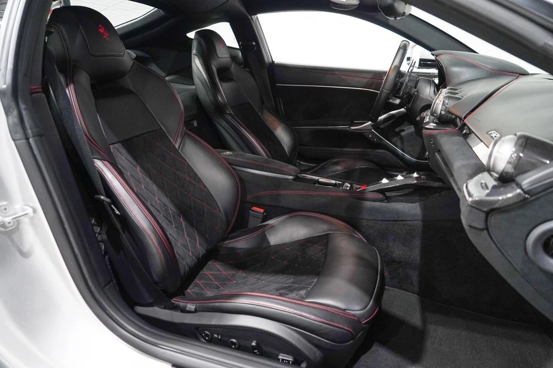 2015 Ferrari F12berlinetta - Image 17 of 21
