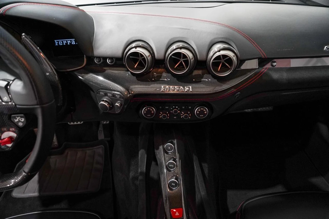 2015 Ferrari F12berlinetta - Image 11 of 21