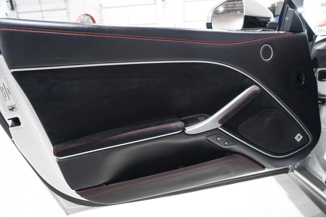 2015 Ferrari F12berlinetta - Image 19 of 21
