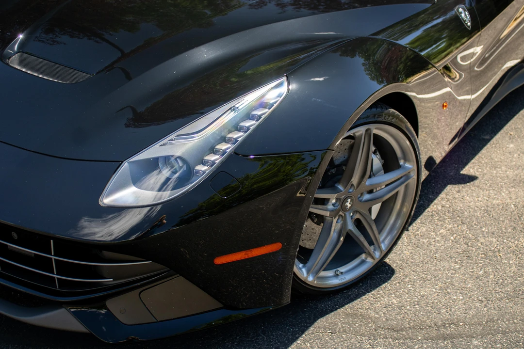 2015 Ferrari F12berlinetta - Image 27 of 31