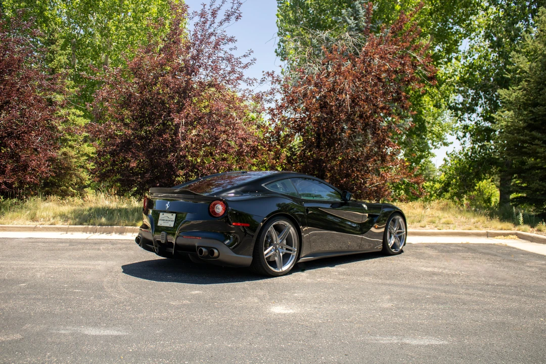 2015 Ferrari F12berlinetta - Image 18 of 31