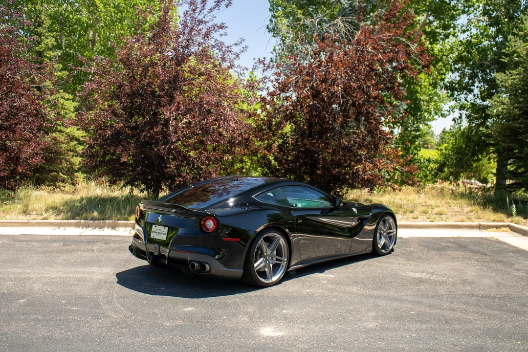 2015 Ferrari F12berlinetta - Image 17 of 31