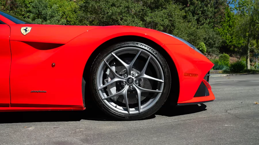 2015 Ferrari F12berlinetta - Image 27 of 31