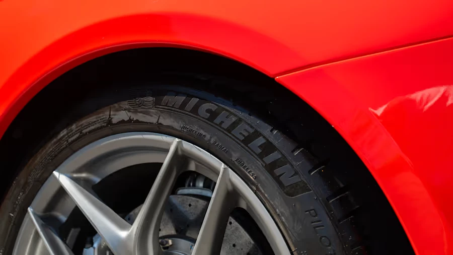 2015 Ferrari F12berlinetta - Image 19 of 31