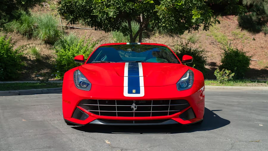 2015 Ferrari F12berlinetta - Image 3 of 31