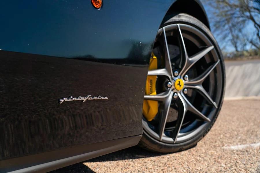 2015 Ferrari F12berlinetta - Image 7 of 31