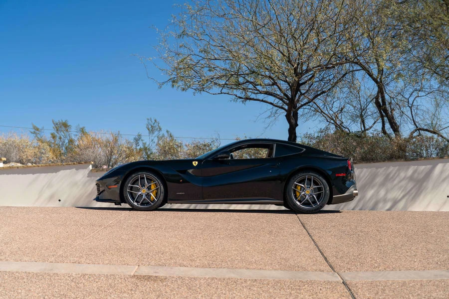 2015 Ferrari F12berlinetta - Image 17 of 31