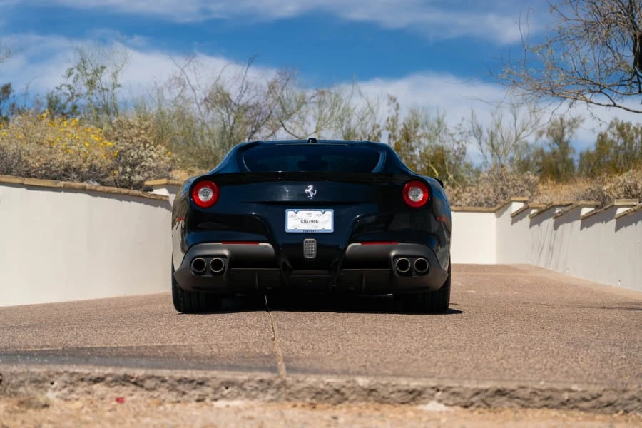 2015 Ferrari F12berlinetta - Image 5 of 31