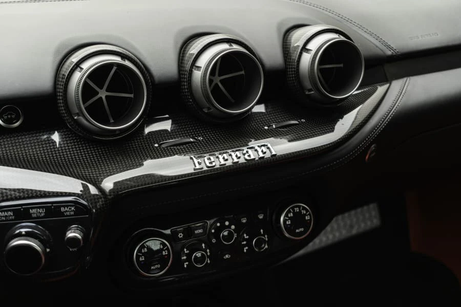 2015 Ferrari F12berlinetta - Image 18 of 30
