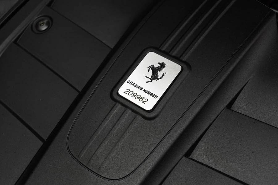 2015 Ferrari F12berlinetta - Image 29 of 30