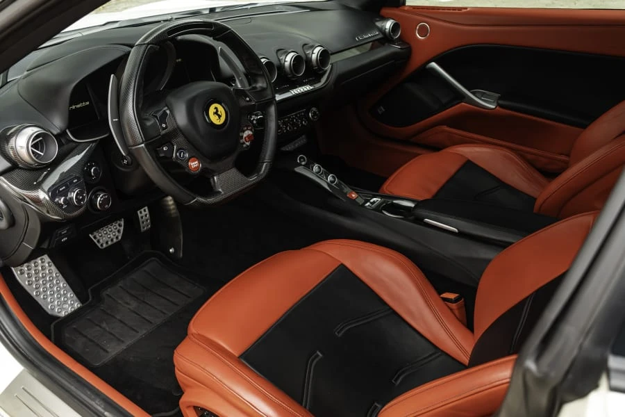 2015 Ferrari F12berlinetta - Image 13 of 30