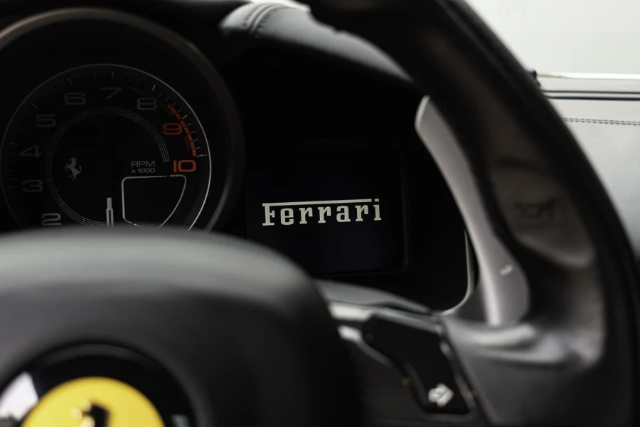 2015 Ferrari F12berlinetta - Image 23 of 30