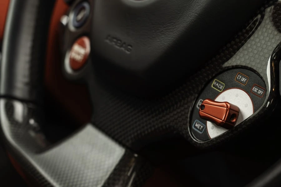 2015 Ferrari F12berlinetta - Image 21 of 30