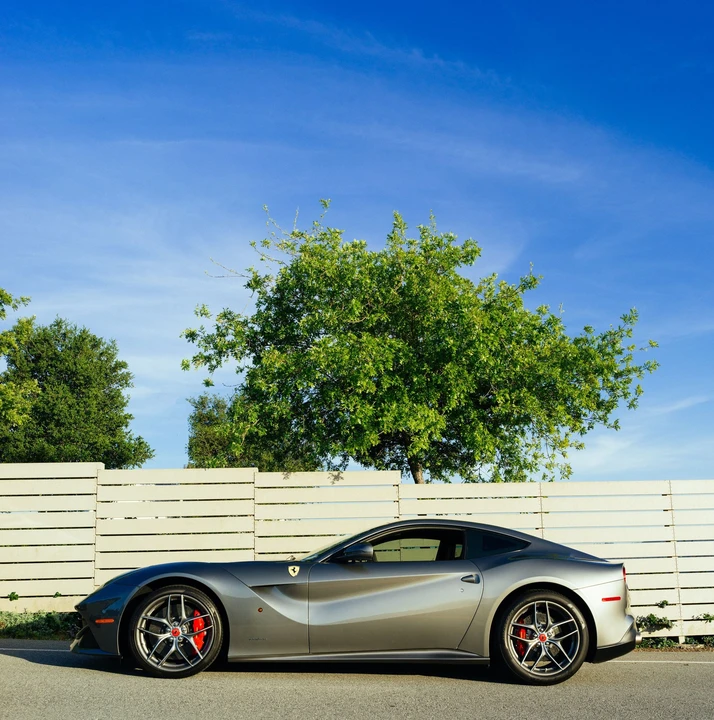 2015 Ferrari F12berlinetta - Image 8 of 8