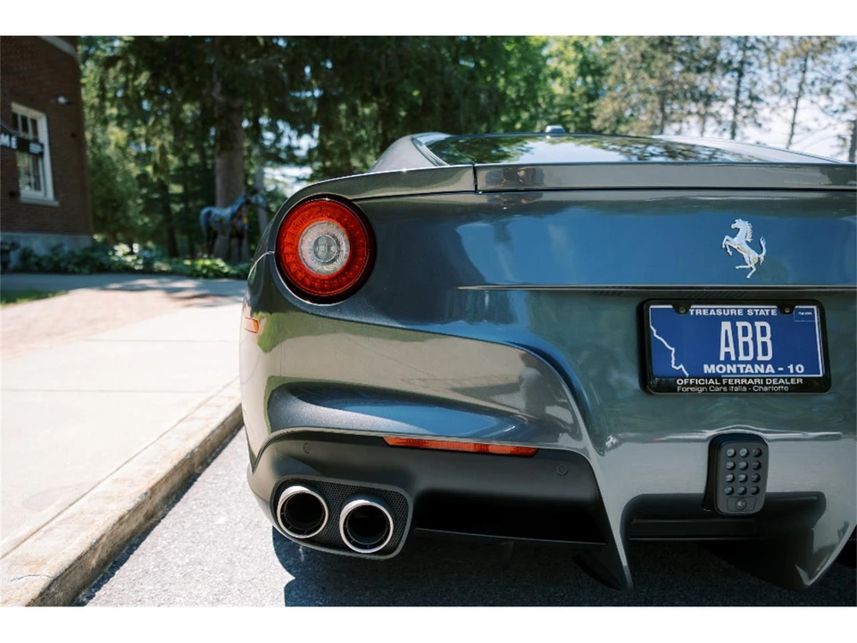 2015 Ferrari F12berlinetta - Image 21 of 31