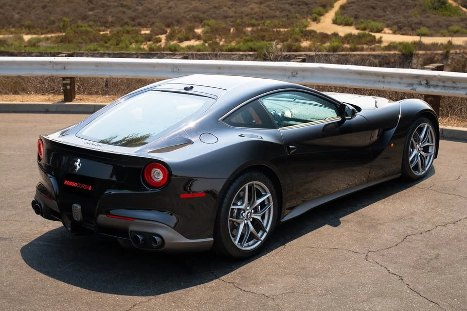 2015 Ferrari F12berlinetta - Image 10 of 20