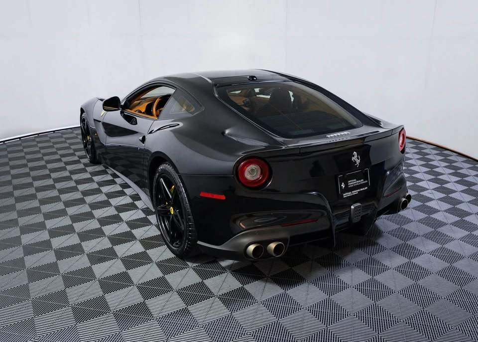 2015 Ferrari F12berlinetta - Image 4 of 7