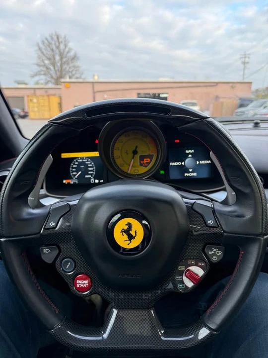 2015 Ferrari F12berlinetta - Image 15 of 19