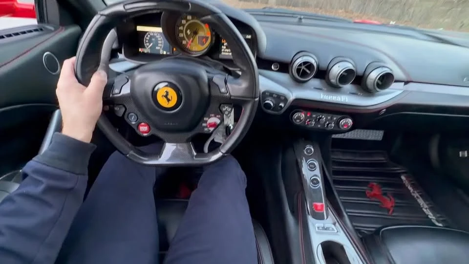 2015 Ferrari F12berlinetta - Image 15 of 15
